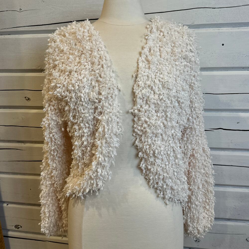E & M Fuzzy Cropped Cardigan Women’s S Ivory Cream Open Front